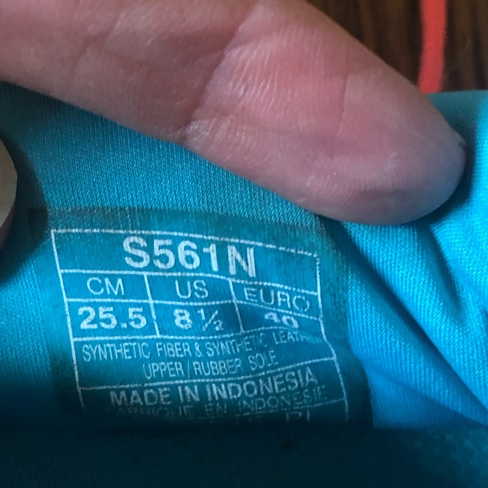 ASICS sneakers - Picture 6 of 9